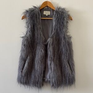 Sabine Gray Faux Fur Open Front Vest Size Small Y2K Style